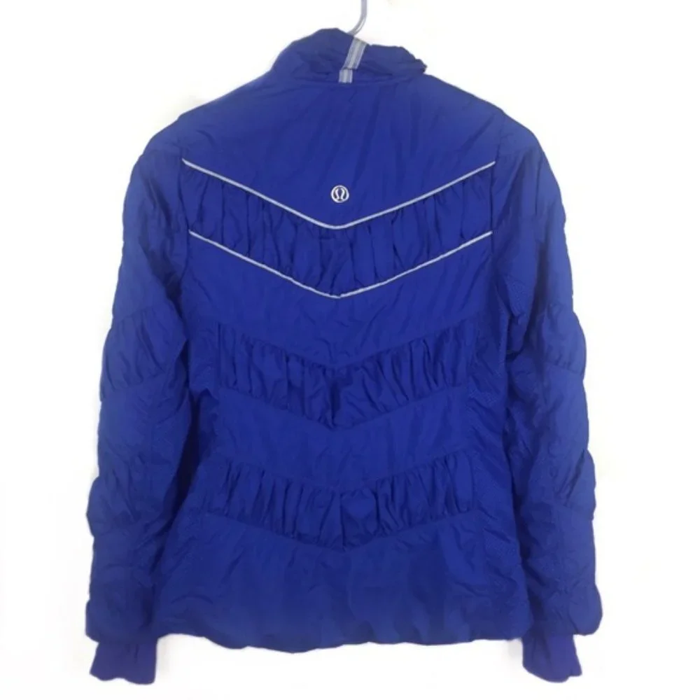 Rare Lululemon Outward Bound Running Jacket light puffer Athletic Size 4